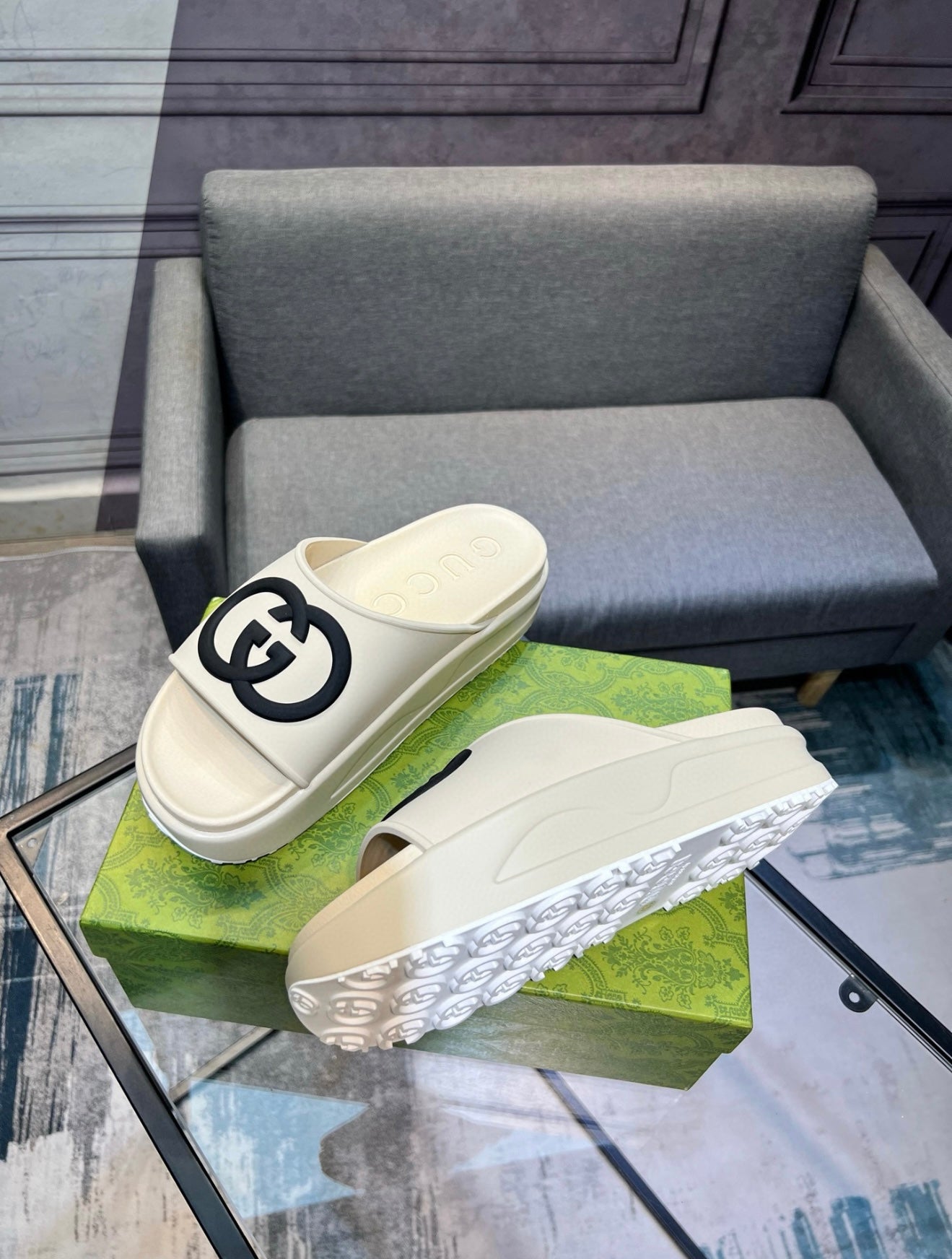 Dope Pick: GG slides - Exclusive Drop OG Drop Heat