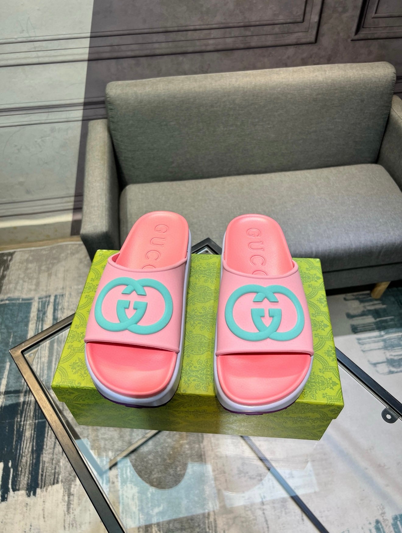 Dope Pick: GG slides - Exclusive Drop OG Drop Heat
