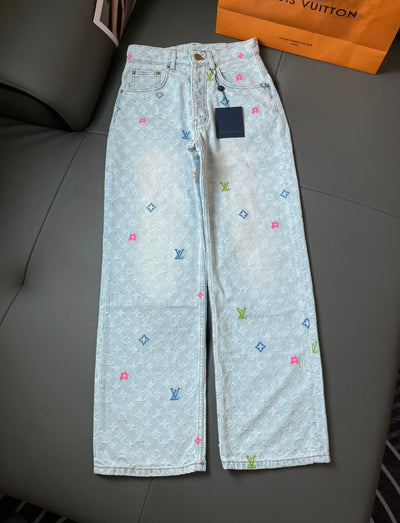 Women’s Designer Inspired Denim Pants With Logo All over Print in Numerous Colors