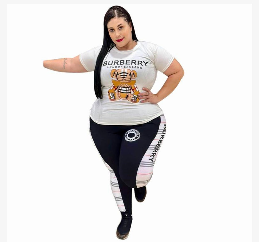 Burberry inspired Plus Size T-Shirt and Leggings Set - Effortless Chic for Every Shape